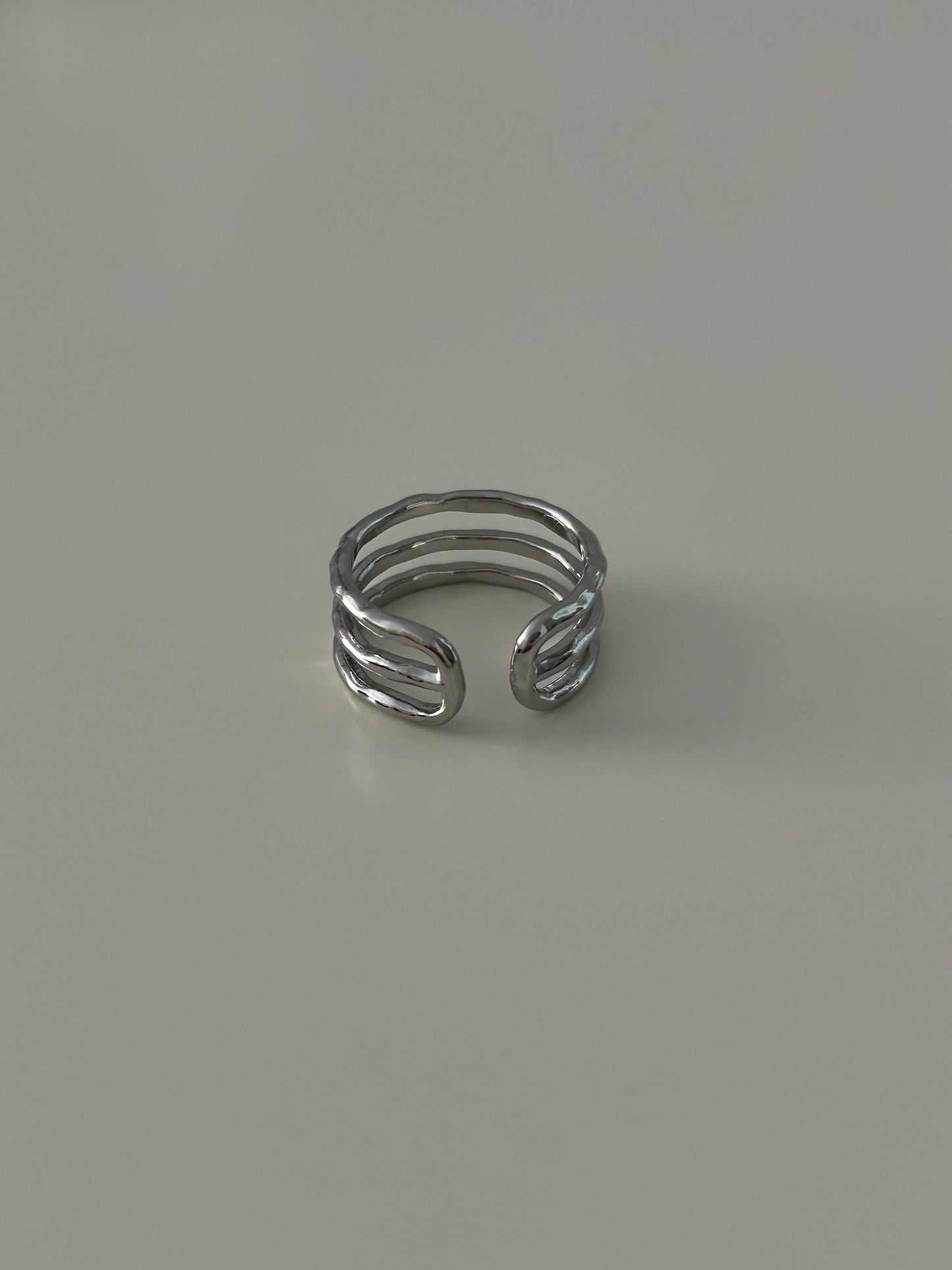 LOU Ring in Silver