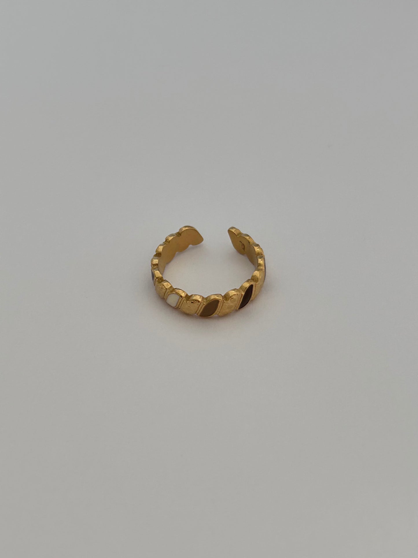 TRIA Ring