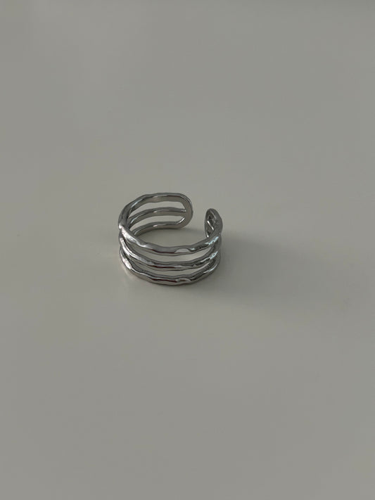 LOU Ring in Silver