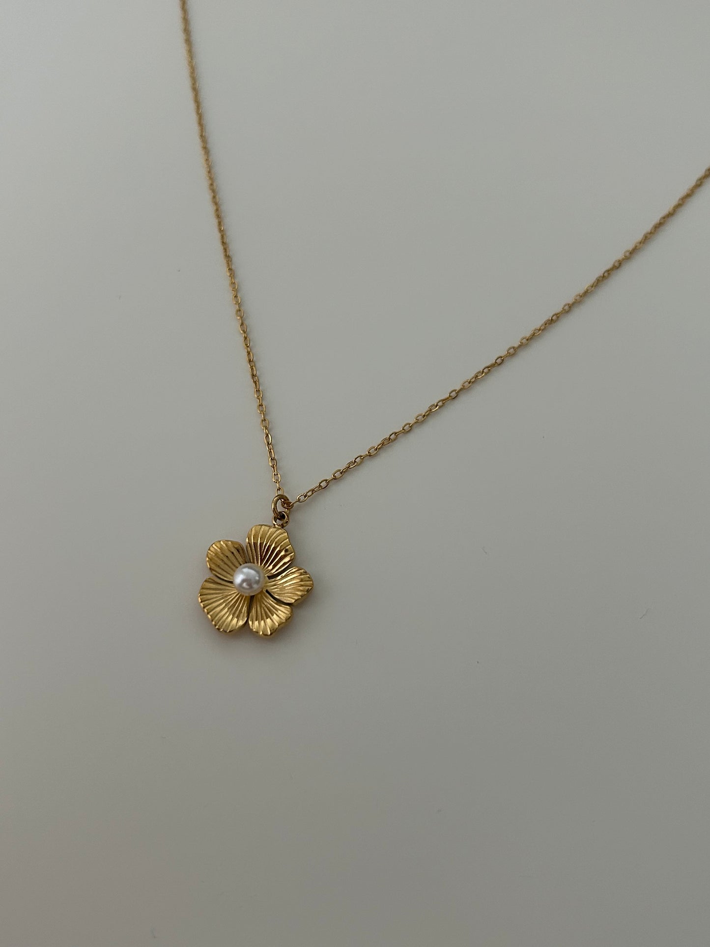 Le Collier FLORA