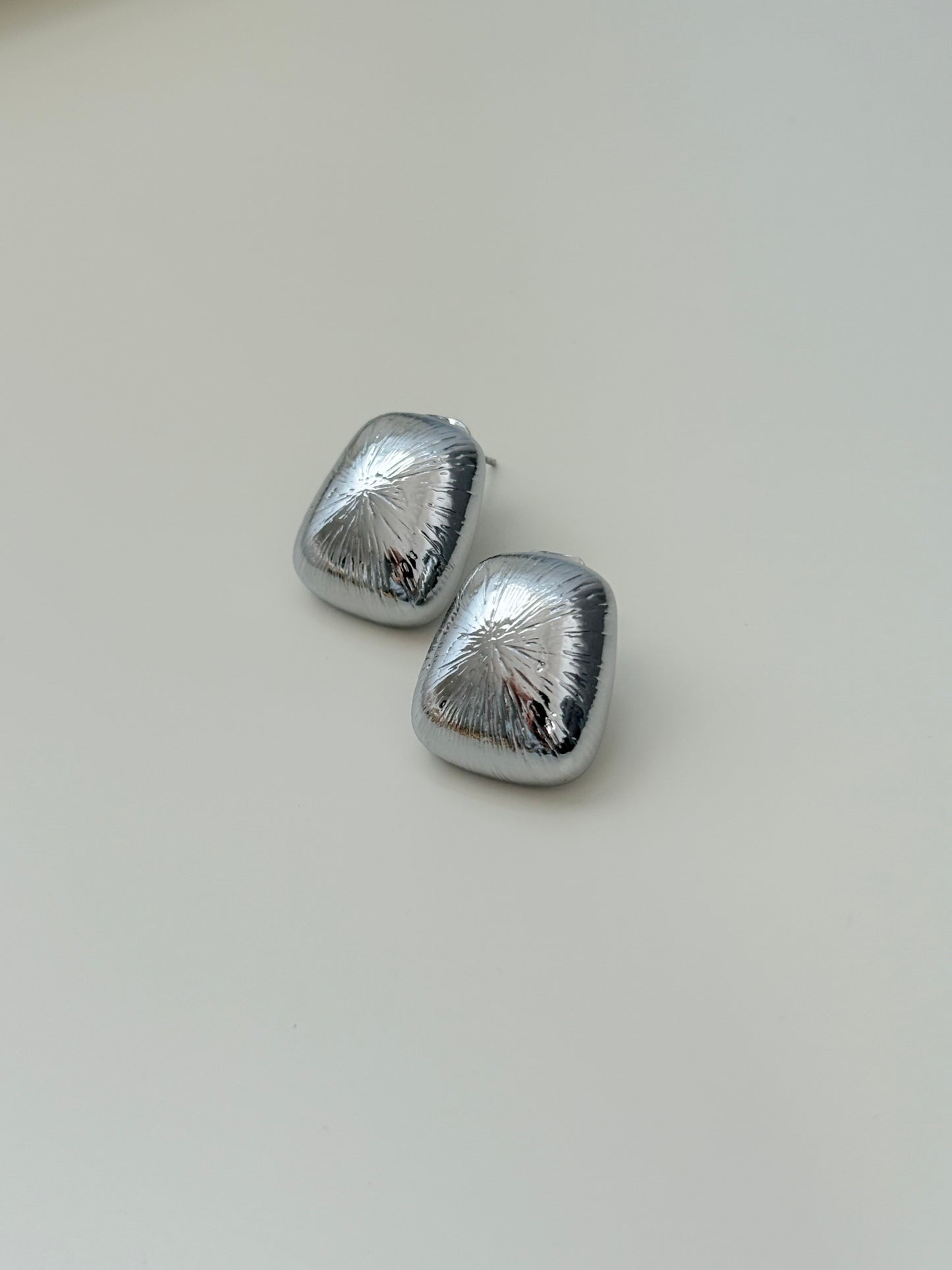 Les Boucles BEA argentées