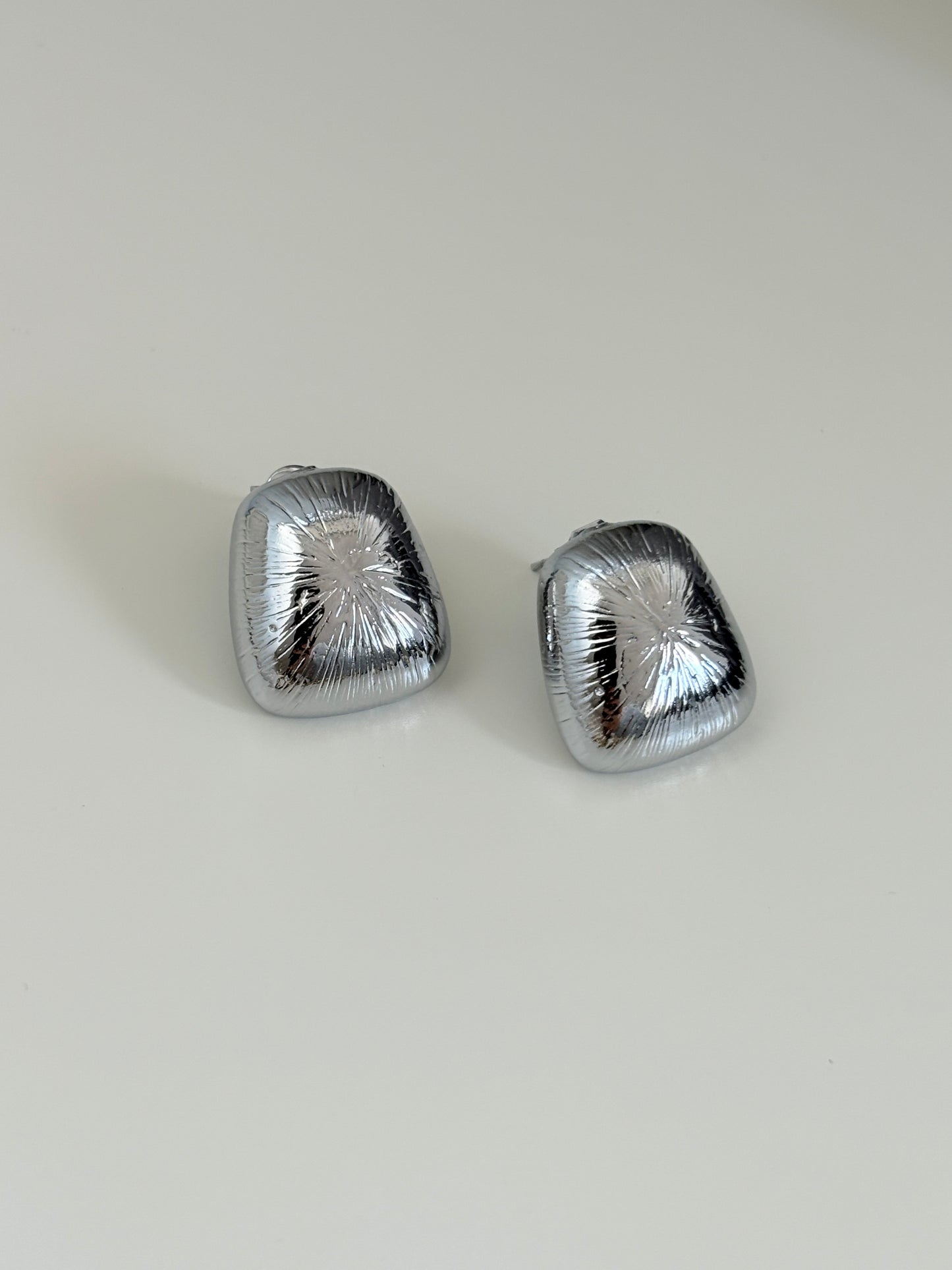 Les Boucles BEA argentées